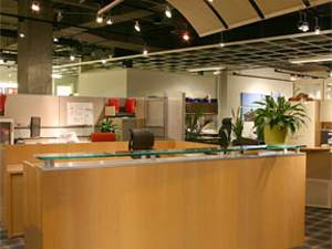Como U Shaped Reception Station