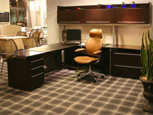 Executive L Station